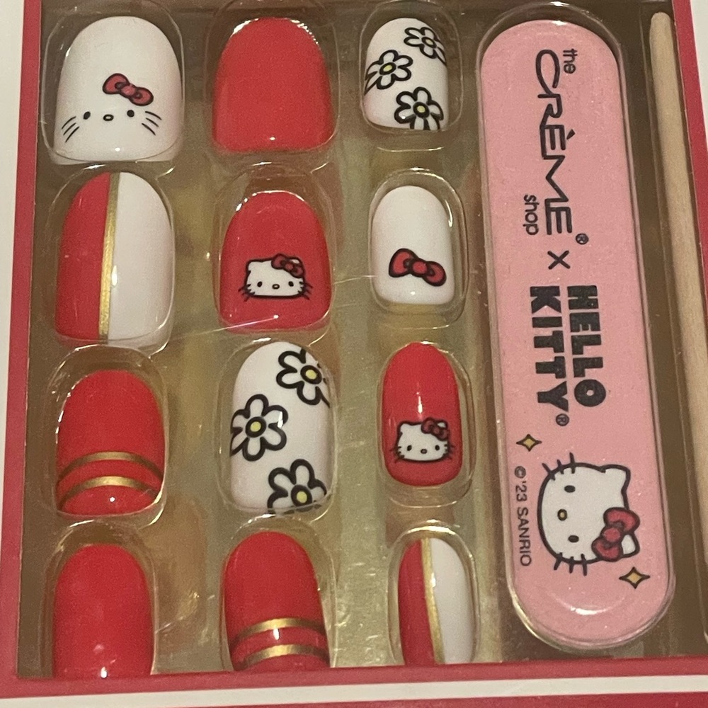 The Crème Shop Hello Kitty Press On Nails